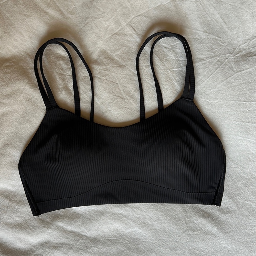 Lululemon Like a Cloud Ribbed Bra *Light
Support, B/C Cup